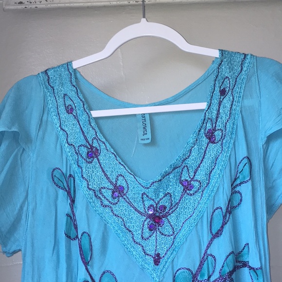 *DONATED* Flowy Shirt - Picture 3 of 3